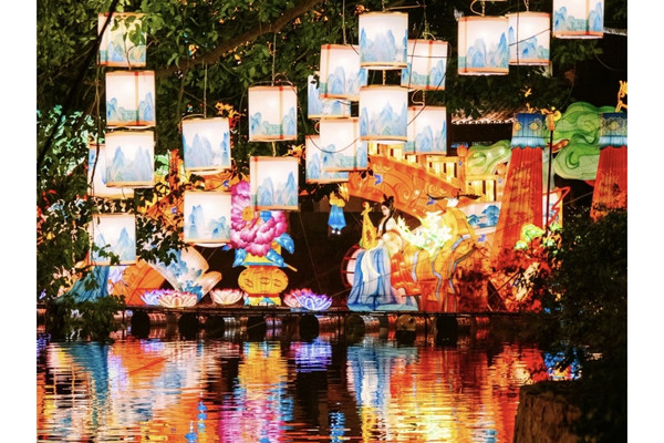 Come to Nanjing for the Spring Festival to see the Qinhuai Lantern ...