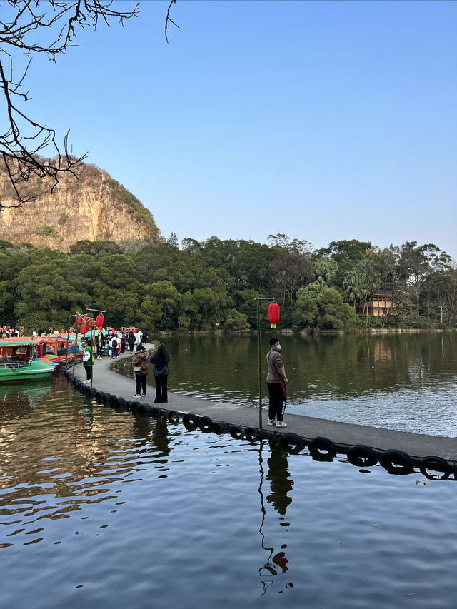 天氣晴朗的時候來龍潭公園走走吧～