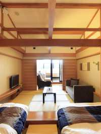 🏨✨ Discover Takayama's Gem: Hoshokaku Hotel 🍜🌸