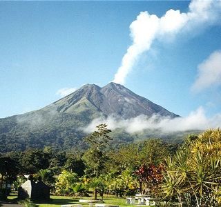 哥斯達黎加自然奇蹟阿雷納火山國家公園