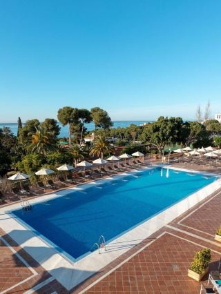 🌟 Marbella's Luxe Hideaway: Oasis by Don Carlos 🌴✨