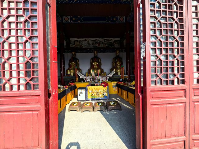 三教洞石窟寺。
