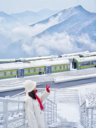 My friends are asking me where this is… It's not Switzerland! It's Hubei!