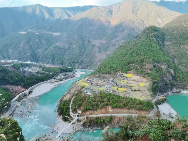 怒江：探寻原始秘境的壮丽旅程