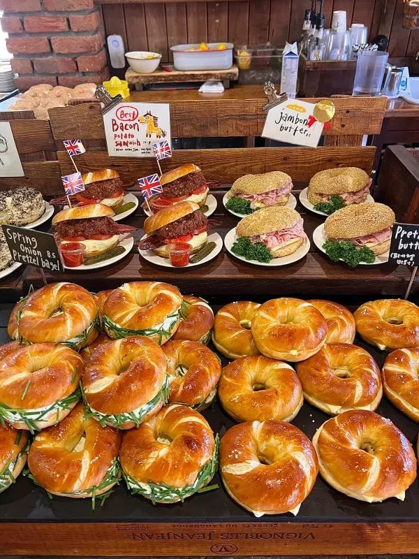 二度訪問したくなるカフェ