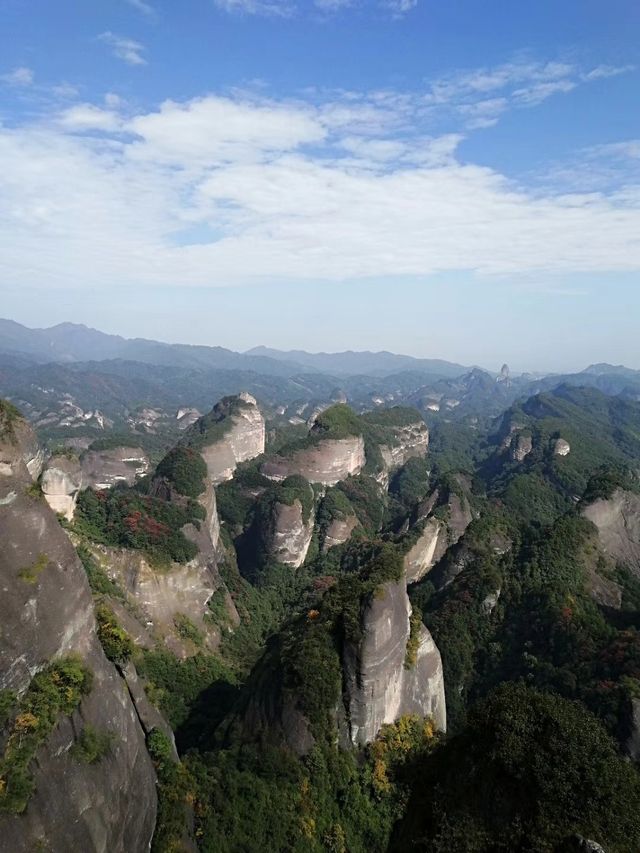 湘楚丹霞與荊楚銀杏嘅夢幻之旅