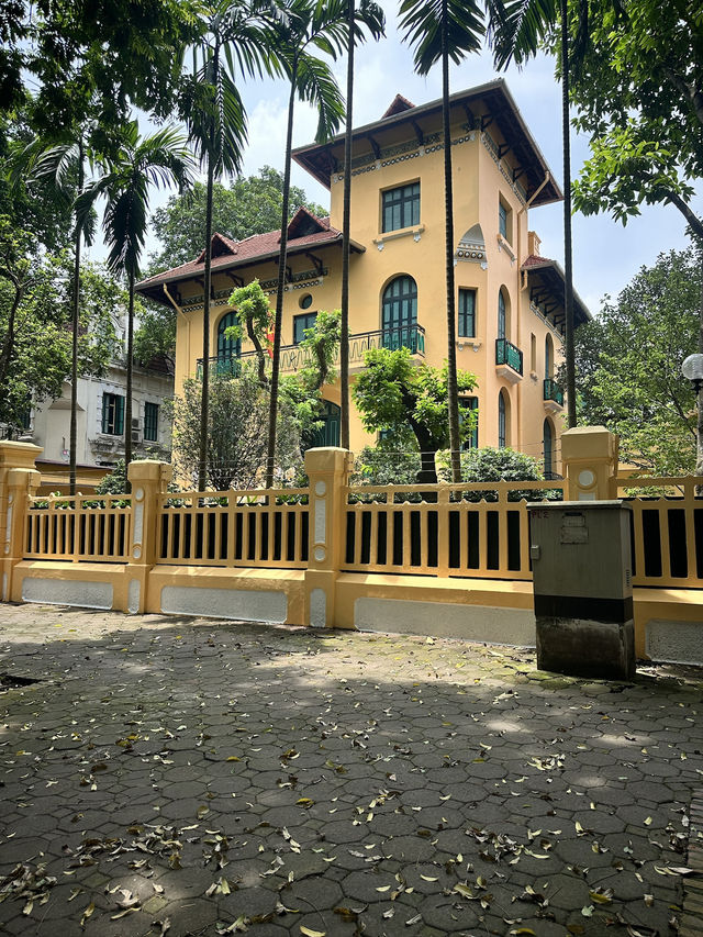 Beautiful Hanoi, A budget Friendly City Full Of Incredible Sights, Tastes and Scents. 