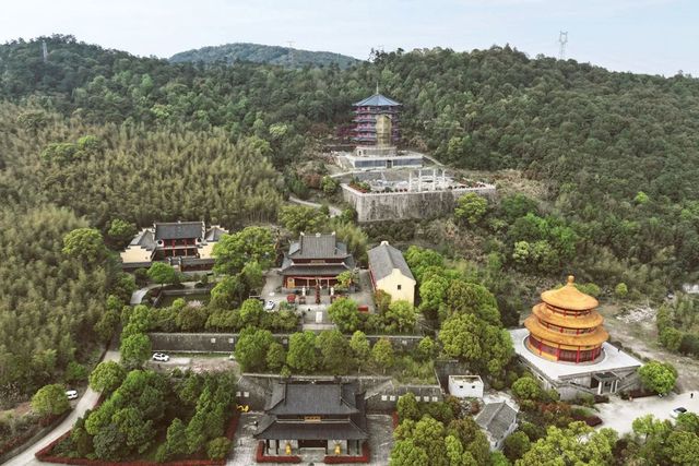 徒步美女山，打卡寧波小天壇