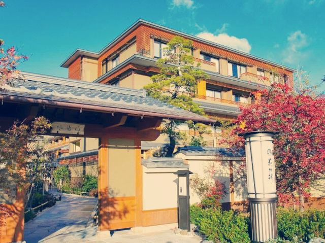 嵐山の絶景と癒しを満喫！花伝抄温泉旅館の宿泊完全ガイド】​​