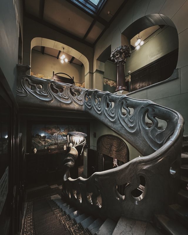 莫斯科Art Nouveau｜現代主義中的夢幻樓梯