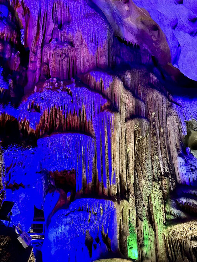 洞天奇境——漢江燕翔洞的幽秘之美 洞天奇境——漢江燕翔洞的幽秘之美