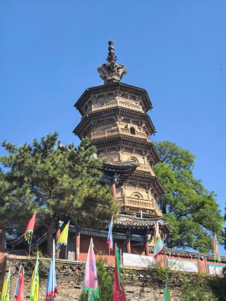 The Tang Dynasty Pagoda and Taoist Temple Hidden in Laiyuan County, with Wind Chimes Ringing for a Thousand Years