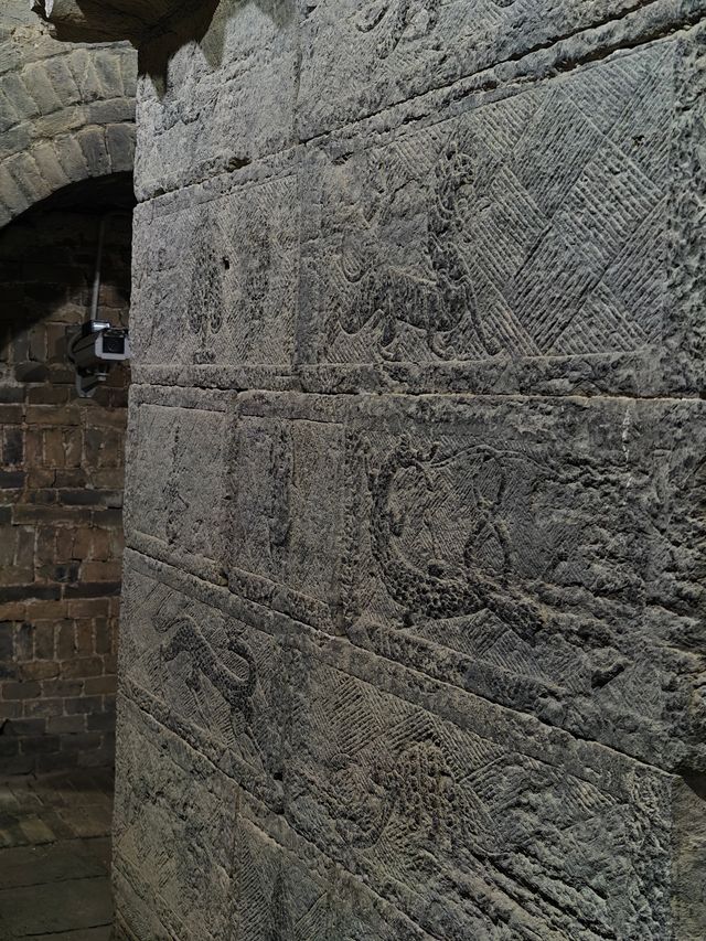 河南.登封市.太室闕