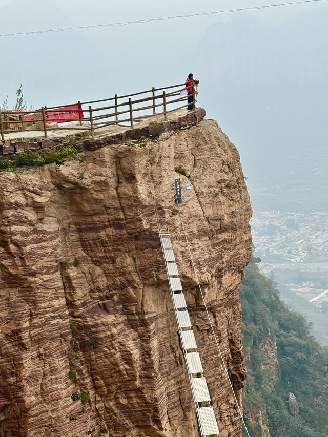 雲端漫步東太行雄、奇、險、峻令人意外 雲端漫步東太行雄、奇、險、峻令人意外