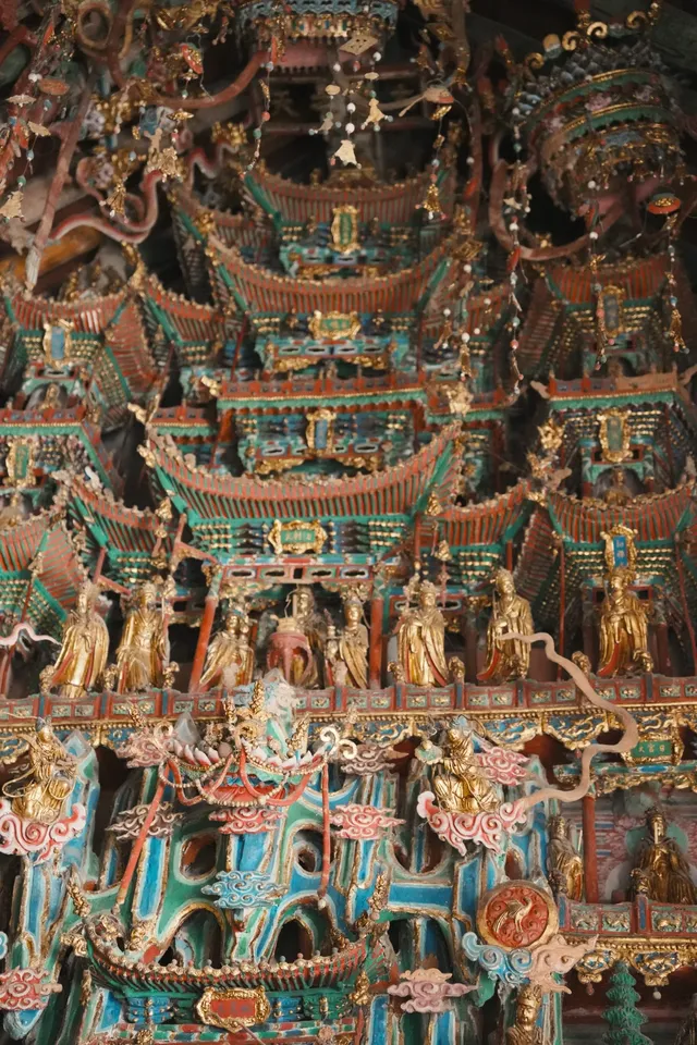 隰縣小西天：半崖聞妙音，千佛懸鏡天