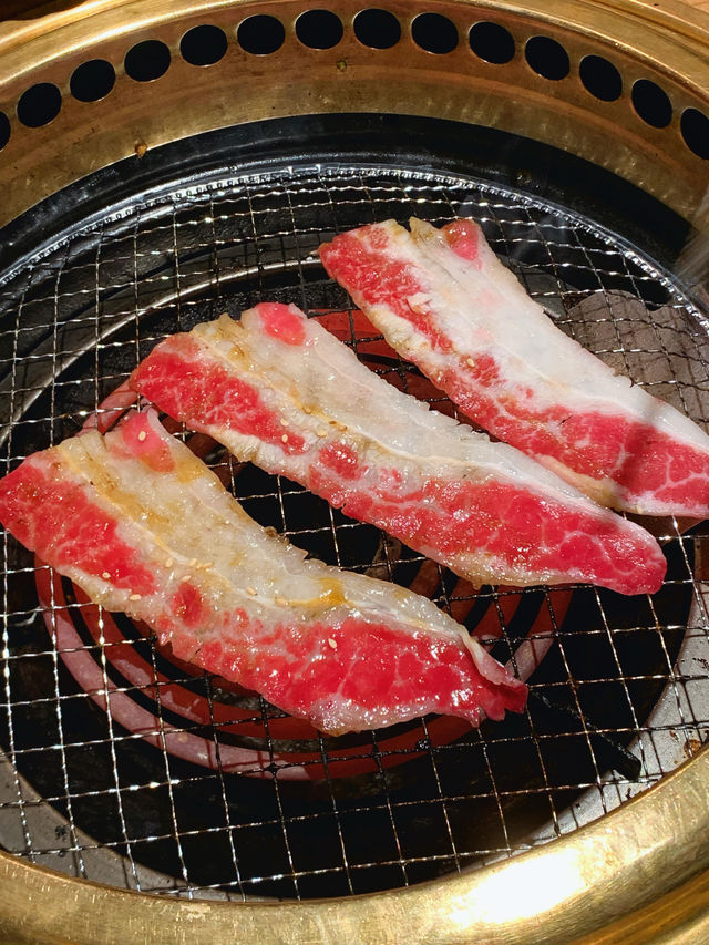 鄭州聖誕儀式感是烤肉給的!在鳥蘭氛圍感 鄭州聖誕儀式感是烤肉給的!在鳥蘭氛圍感