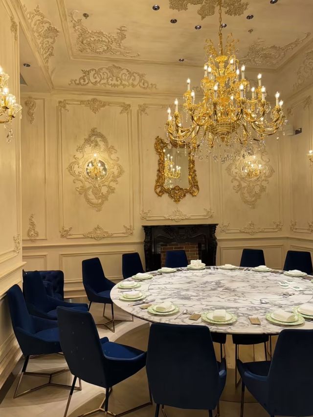 上海首店!!顯貴老錢風餐廳!不是在法國!