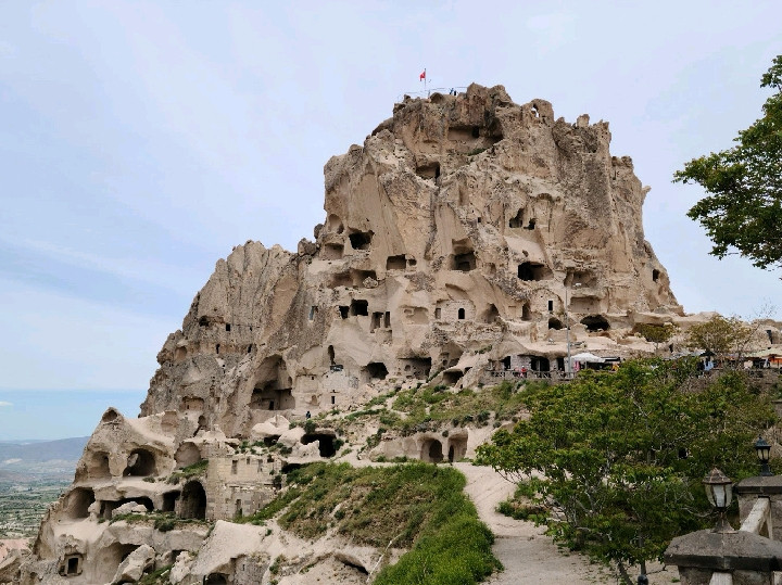 カッパドキア最高の展望スポット、ウチヒサール城旅行ガイド | Trip