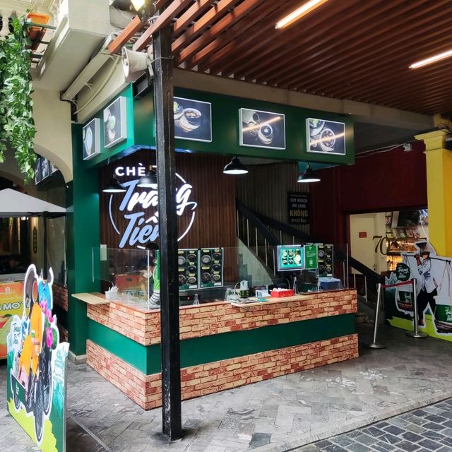 Ice Cream Shop in Hanoi