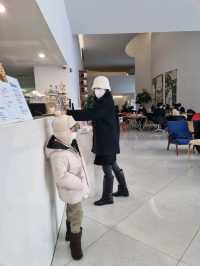 달달한 딸기라떼와 함께 뮤지엄카페 데이트