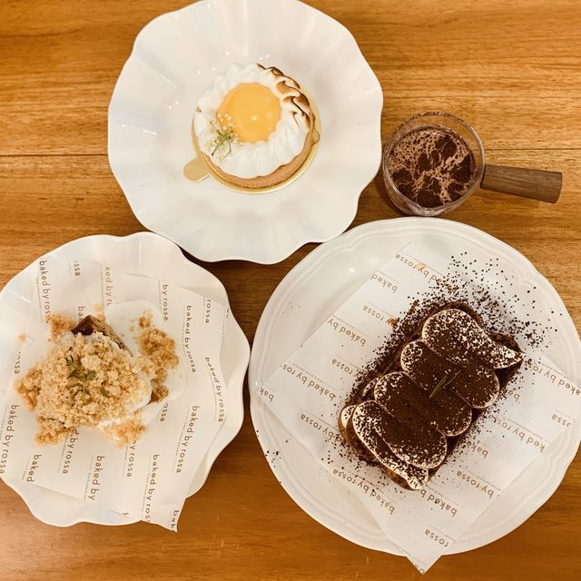 【インドネシア】巷で話題のティラミス"Baked By Rossa & Hana Roastery"