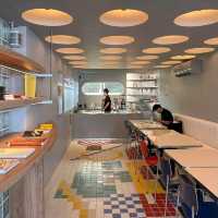 Crema cafe and books