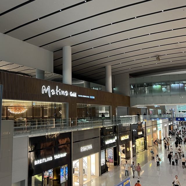 인천공항 제2터미널 마티나 라운지 이용 후기 🍷