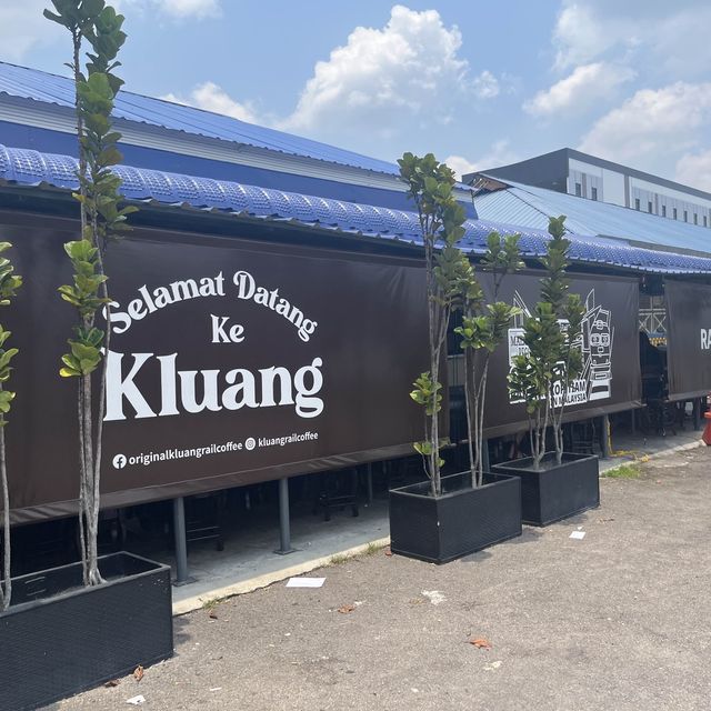 KLUANG RAIL BREAKFAST SPOTTED