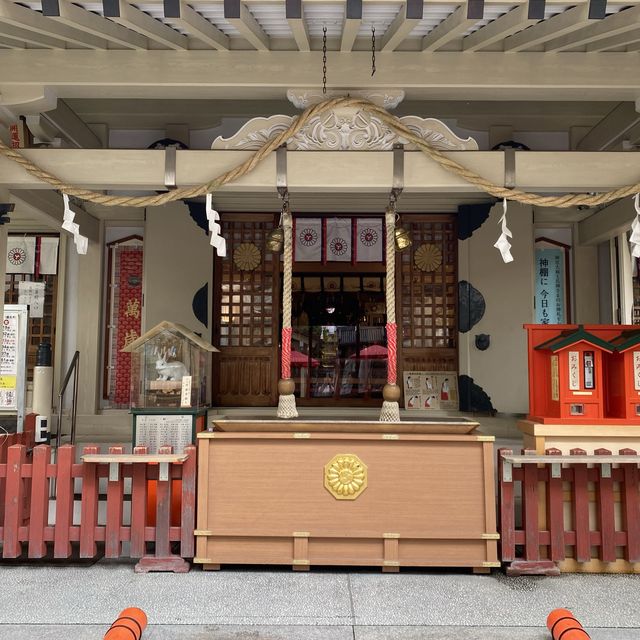 大阪駅近！恋愛！恋人！パワースポット！露天神社（つゆのてんじんしゃ）通称:お初天神