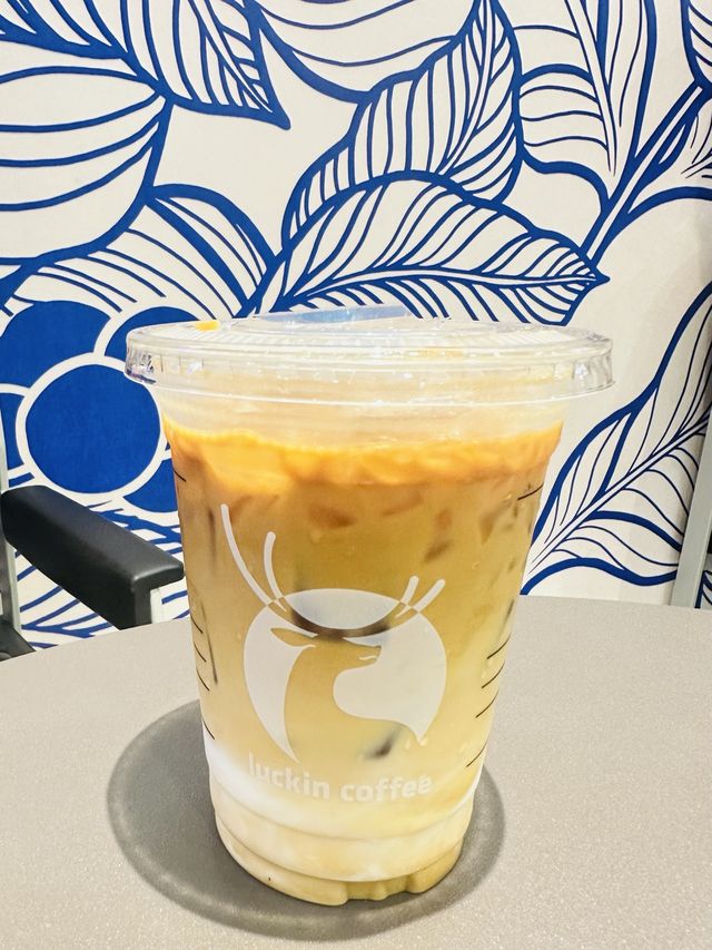 craving for coffee…?!…☕️Luckin Coffee☕️💫💫