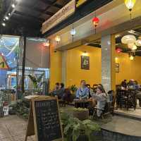 enjoy Vietnamese cuisine & local deco here