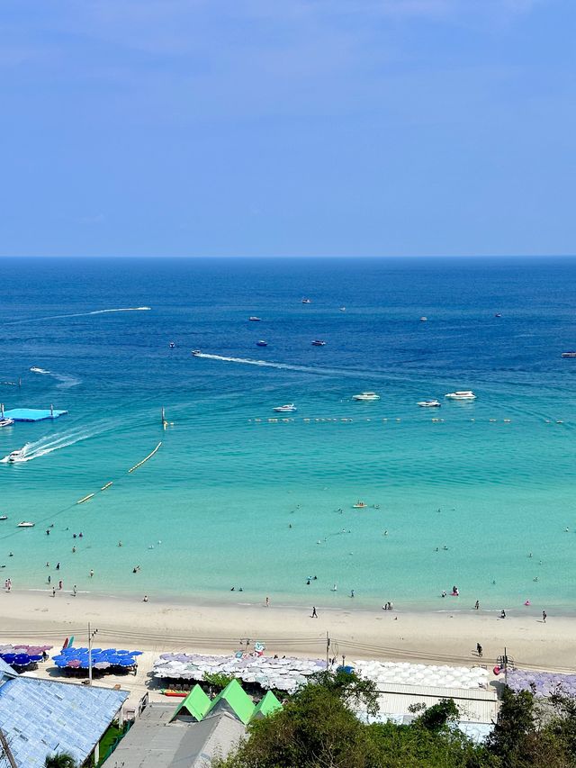 หาดตาแหวน หาดสวย น้ำใส แลนด์มาร์ค แห่งเกาะล้าน