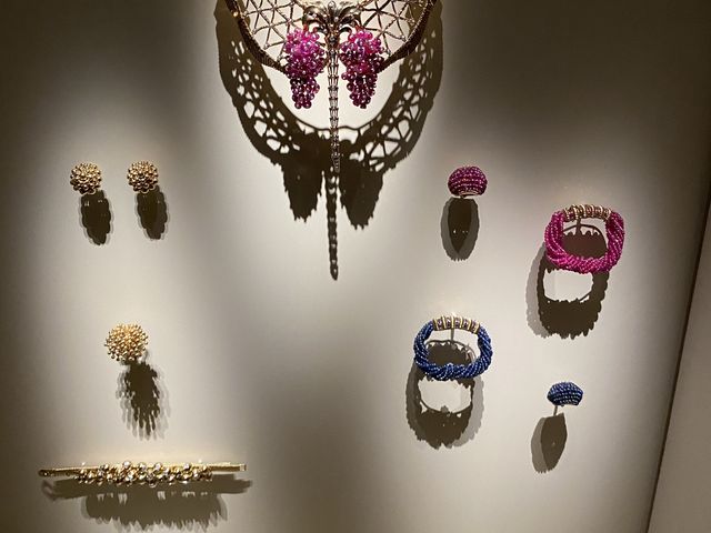 百樣玲瓏－卡地亞與女性珍寶展