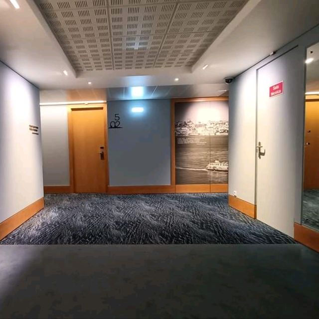 Mercure Hotel In The Town Of Lisbon