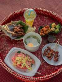 เดินตลาดพื้นเมืองที่รวมของสุโขทัยไว้ที่นี่