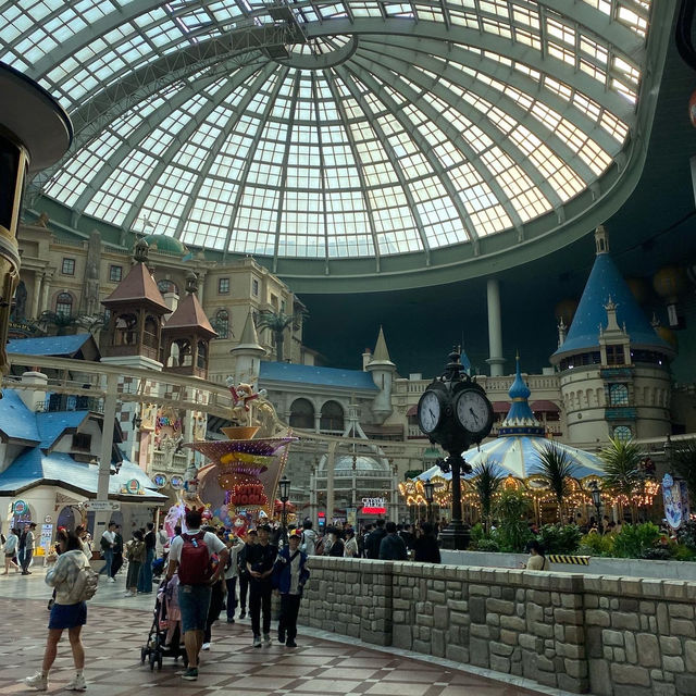 แต่งชุดนักเรียนย้อนวัยที่ Lotte world 🇰🇷
