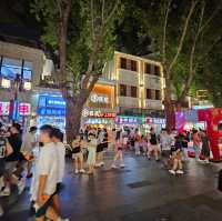 璀璨夜市的魅力：體驗廣州北京路步行街的熱鬧與活力