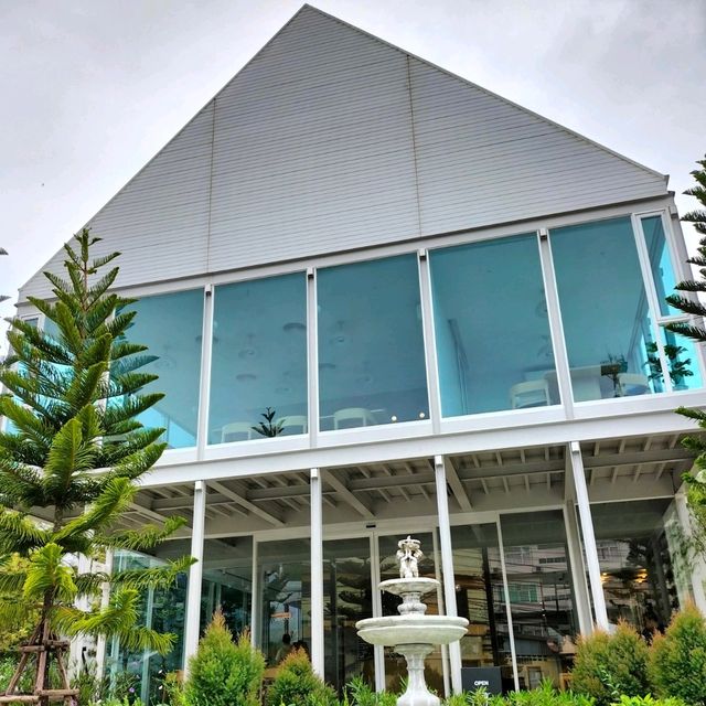 The Glass Cafe & Restaurant