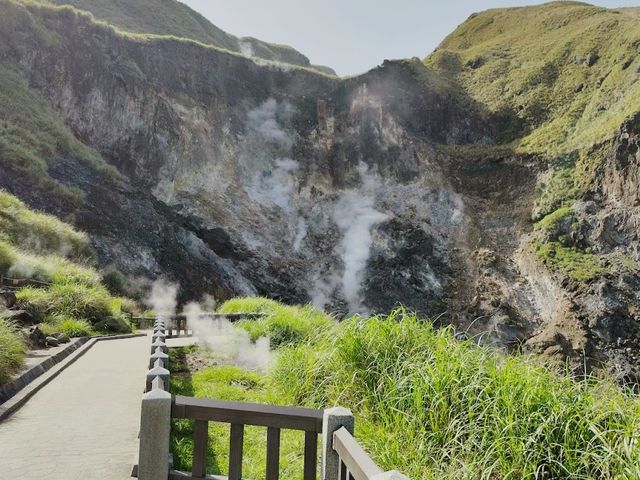 台北景點之一大屯火山