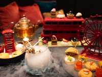 นั่งจิบ Afternoon tea ในโรงแรมหรู