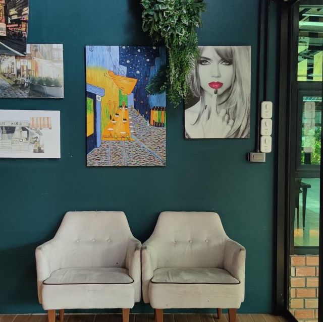Blueterrace Cafe' & Bar 
