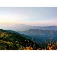 ยอดดอยผ้าห่มปก ความสูงที่ 2285เมตร⛰️🌥️