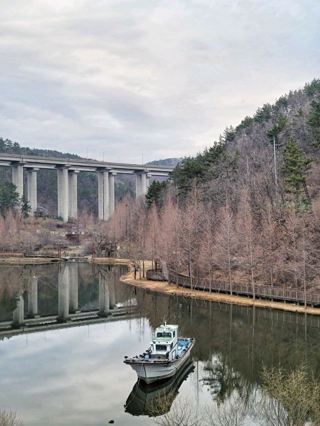 겨울에도 여전히 분위기 있는 용소웰빙공원🌳