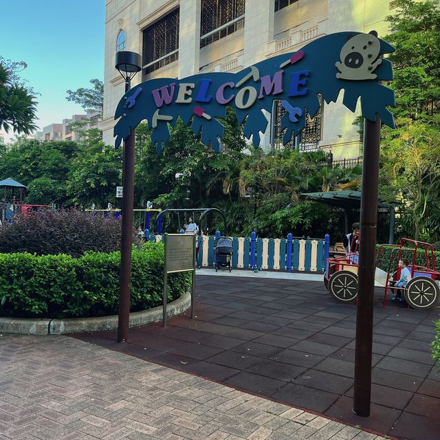 佔地廣闊嘅櫻桃街公園