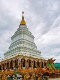 พระธาตุหลวงชุมแพ คู่เมืองชุมแพ