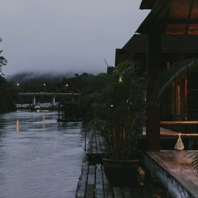 เก็บกระเป๋านอนแพแช่น้ำ