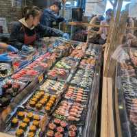 Whale 🐋 🍣 Karato Fish Market， Fukuoka