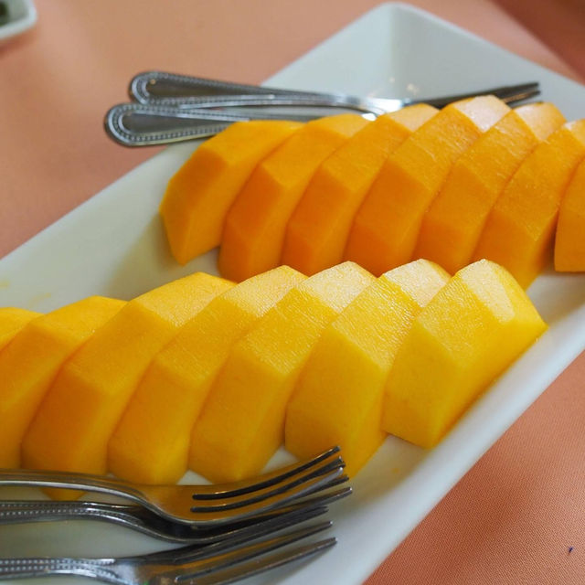 ระย้า ร้านอาหารเก่าแก่ดั้งเดิมเมืองภูเก็ต ระย้า ร้านอาหารเก่าแก่ดั้งเดิมเมืองภูเก็ต