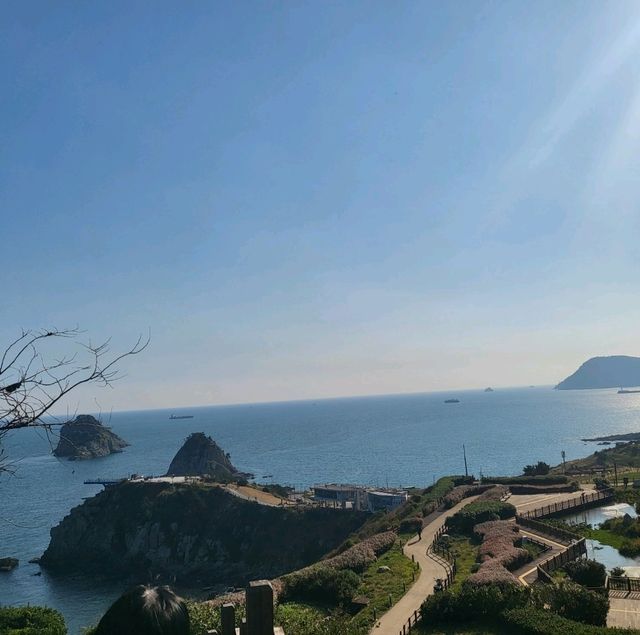 A Scenic Trek Along the Orkyudo Coast