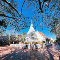 พระธาตุศรีสองรัก จ.เลย